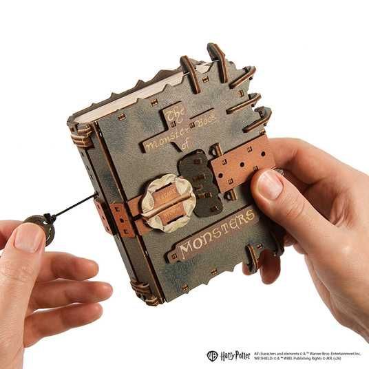 Дерев'яний 3д конструктор Книга Монстрів — Офіційний магазин UGEARS