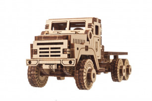 Механічна модель Військовий тягач